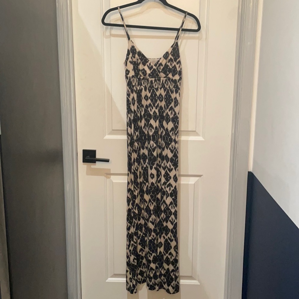 Patterned petite maxi dress